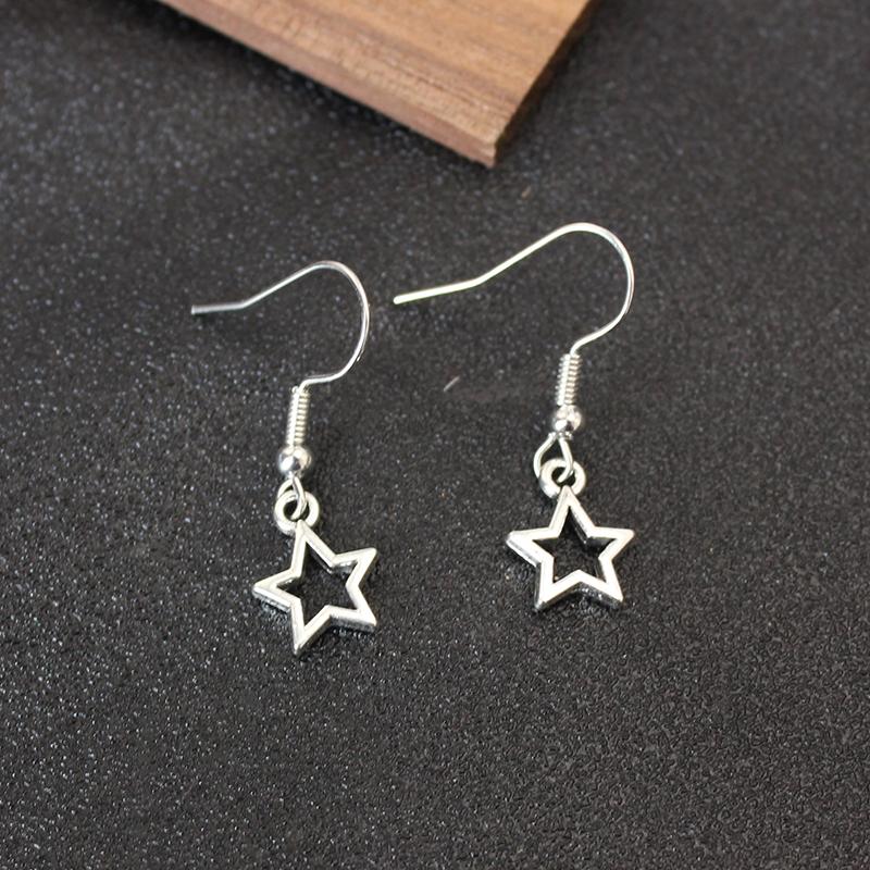 Vintage Hollow Star Dangle Earring for Women Lovely Simple Retro Copper Color Ear Zircon Wholesale Christmas Gift
Vintage Hollow Star Dangle Earring for Women Lovely Simple Retro Copper Color Ear Zircon Wholesale Christmas Gift