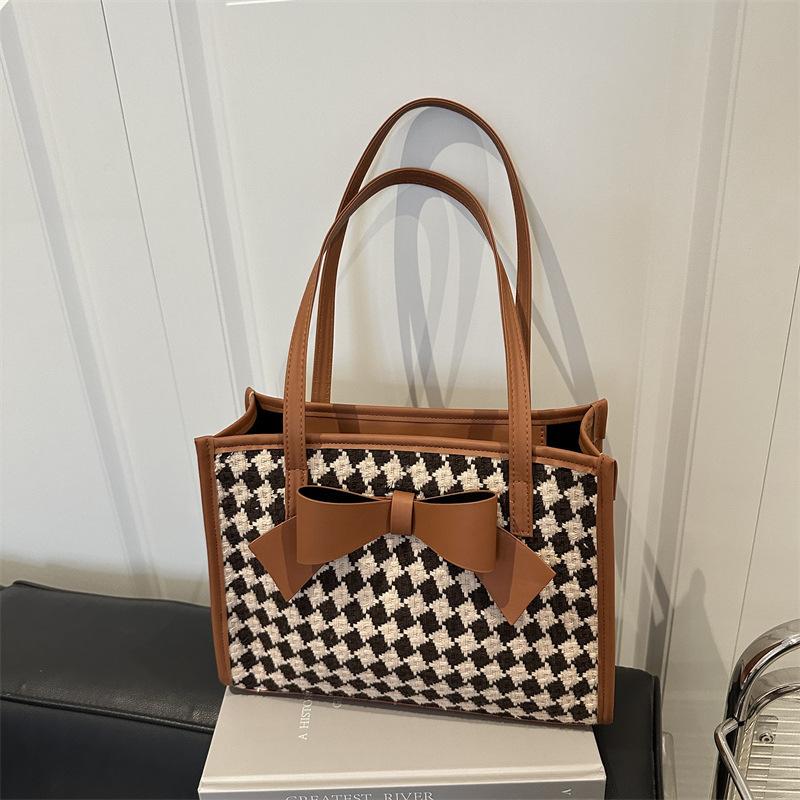 Women s Shoulder Bags Korean Bow Plaid Fashiable Versatile Sweet Tote Bags Large Capacity Luxury Brand New Handbags For Girl
Women s Shoulder Bags Korean Bow Plaid Fashiable Versatile Sweet Tote Bags Large Capacity Luxury Brand New Handbags For Girl