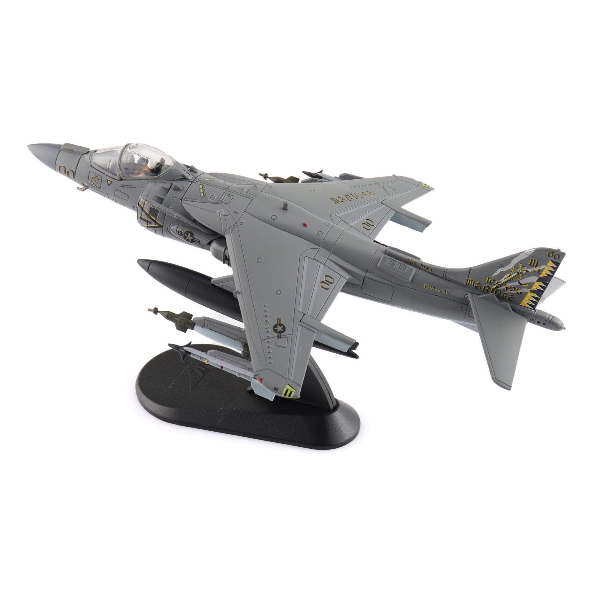 HOBBY MASTER Harrier II 2019 Completed Model 1/72 AV-8B VMA-542
HOBBY MASTER Harrier II 2019 Completed Model 1/72 AV-8B VMA-542