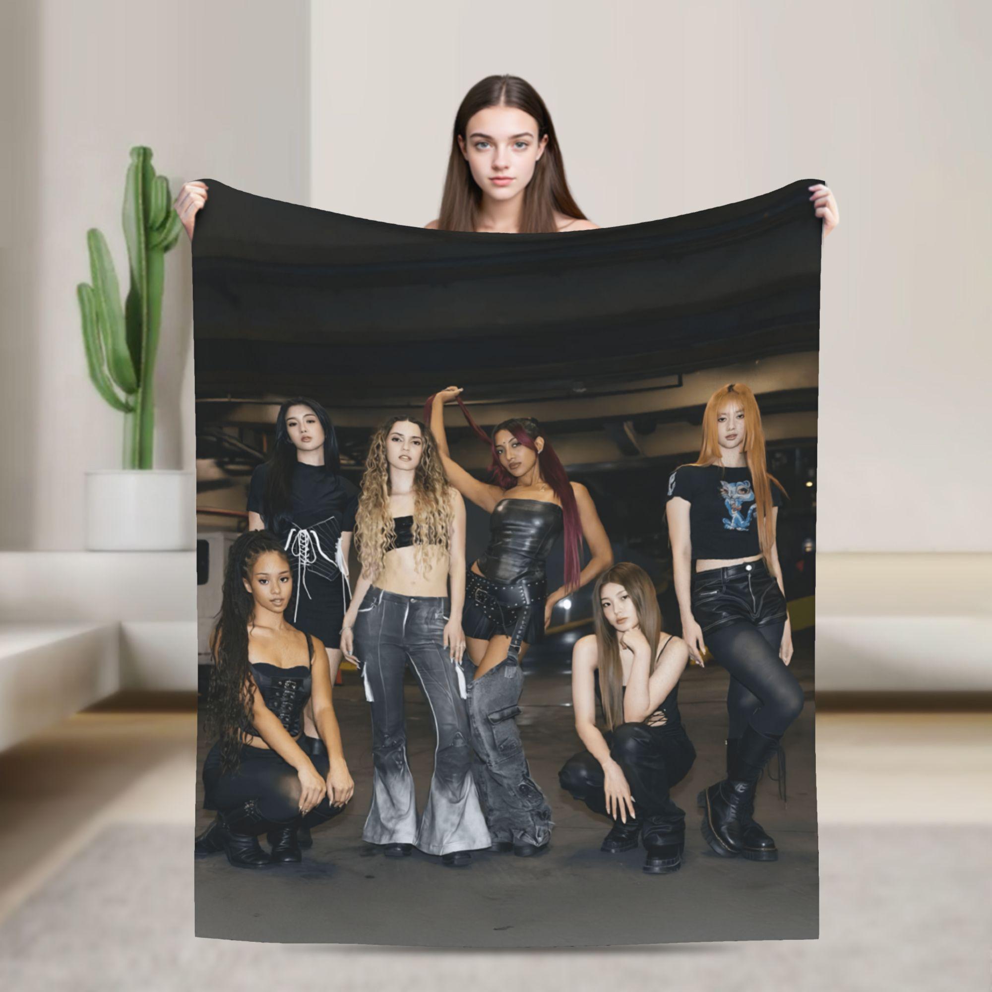 Katseye Kpop Flannel Blankets Winter Soft Durable Bedding Throws for Children Outdoor Graphic Bedspread Sofa Bed Cover 30x40in
Katseye Kpop Flannel Blankets Winter Soft Durable Bedding Throws for Children Outdoor Graphic Bedspread Sofa Bed Cover 30x40in