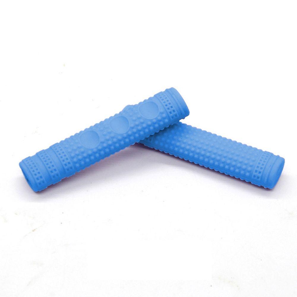 Противоскользящий чехол для тормозного рычага горного велосипеда, силиконовый защитный чехол, защитный чехол для тормозов, ручки велосипеда синий
Противоскользящий чехол для тормозного рычага горного велосипеда, силиконовый защитный чехол, защитный чехол для тормозов, ручки велосипеда синий