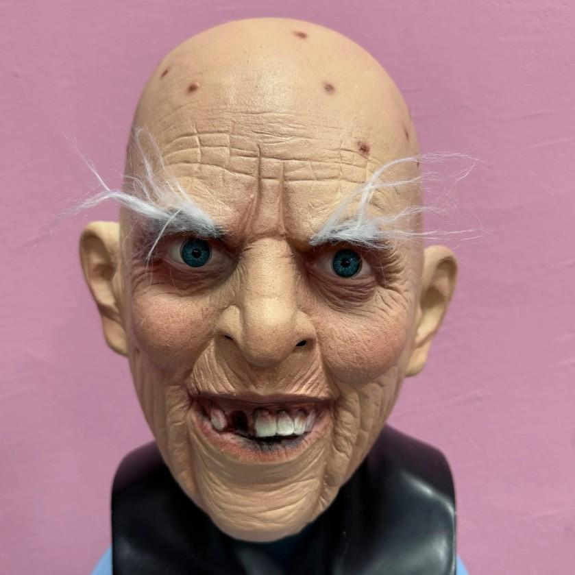 Halloween toothless bald old man horror mask latex headgear costume mask can be labeled and has passed quality inspection x35019
Halloween toothless bald old man horror mask latex headgear costume mask can be labeled and has passed quality inspection x35019