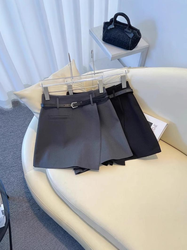 2025 Women s High-Waisted Slimming Gray A-Line Mini Skirt – Petite Anti-Exposure Hip-Hugging Design 3XL
2025 Women s High-Waisted Slimming Gray A-Line Mini Skirt – Petite Anti-Exposure Hip-Hugging Design 3XL