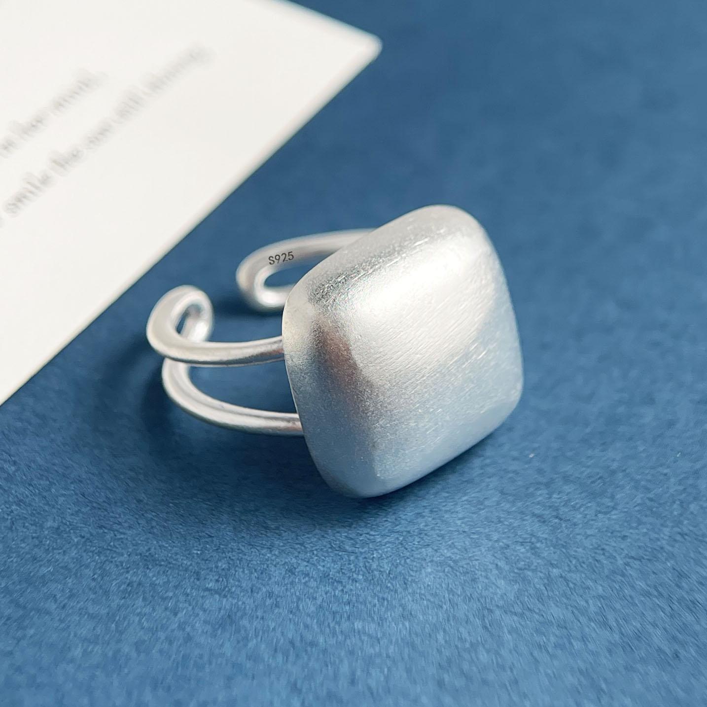 925 Sterling Silver Rings for Women Men Couple Minimalist Handmade Simple Square Shape Ring Party Jewelry Gift Prevent Allergy resizable
925 Sterling Silver Rings for Women Men Couple Minimalist Handmade Simple Square Shape Ring Party Jewelry Gift Prevent Allergy resizable