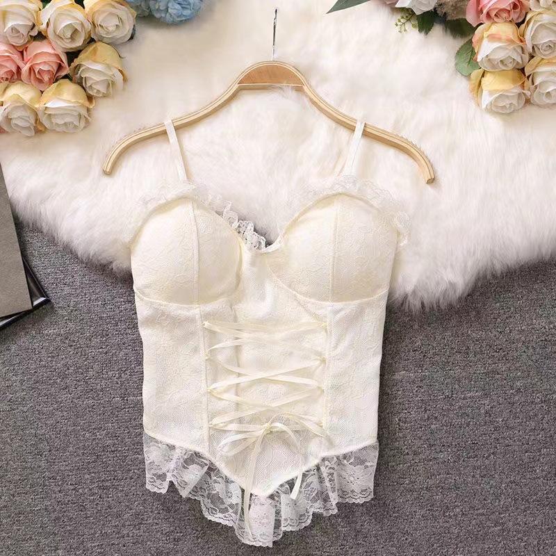 New fashionable and sexy slim fit small suspender lace vest women s strap waist design fishbone Spice Girl short inner fit One size fits all ( 40-65kg ) абрикосовий
New fashionable and sexy slim fit small suspender lace vest women s strap waist design fishbone Spice Girl short inner fit One size fits all ( 40-65kg ) абрикосовий