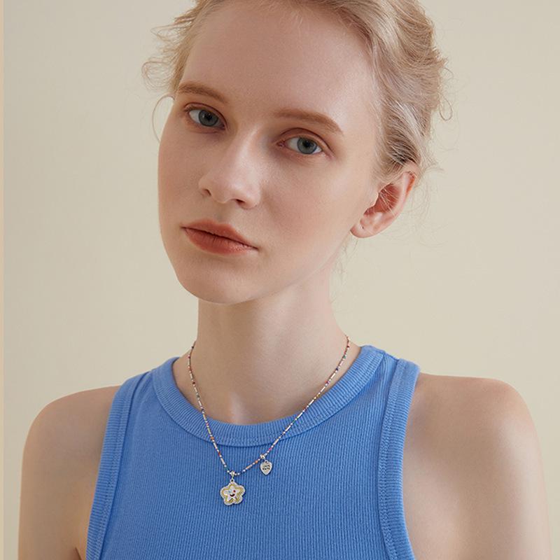 S925 Sterling Silver Five-Pointed Star Pendant - Light Luxury, Niche Design Versatile Side Chain for Women 925 Silver
S925 Sterling Silver Five-Pointed Star Pendant - Light Luxury, Niche Design Versatile Side Chain for Women 925 Silver