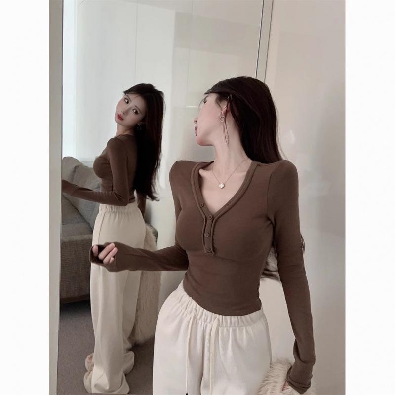Women s Maillard Flannel V-Neck Long Sleeve Slimming T-Shirt - Autumn/Winter Base Layer XL (120-135 jin)
Women s Maillard Flannel V-Neck Long Sleeve Slimming T-Shirt - Autumn/Winter Base Layer XL (120-135 jin)