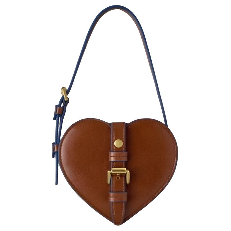 Mulberry Roxanne Heart Bag With Brass Hardware Women Handbags Brown RL9000562 Basic Set (Bag+Dust Bag)
Mulberry Roxanne Heart Bag With Brass Hardware Women Handbags Brown RL9000562 Basic Set (Bag+Dust Bag)