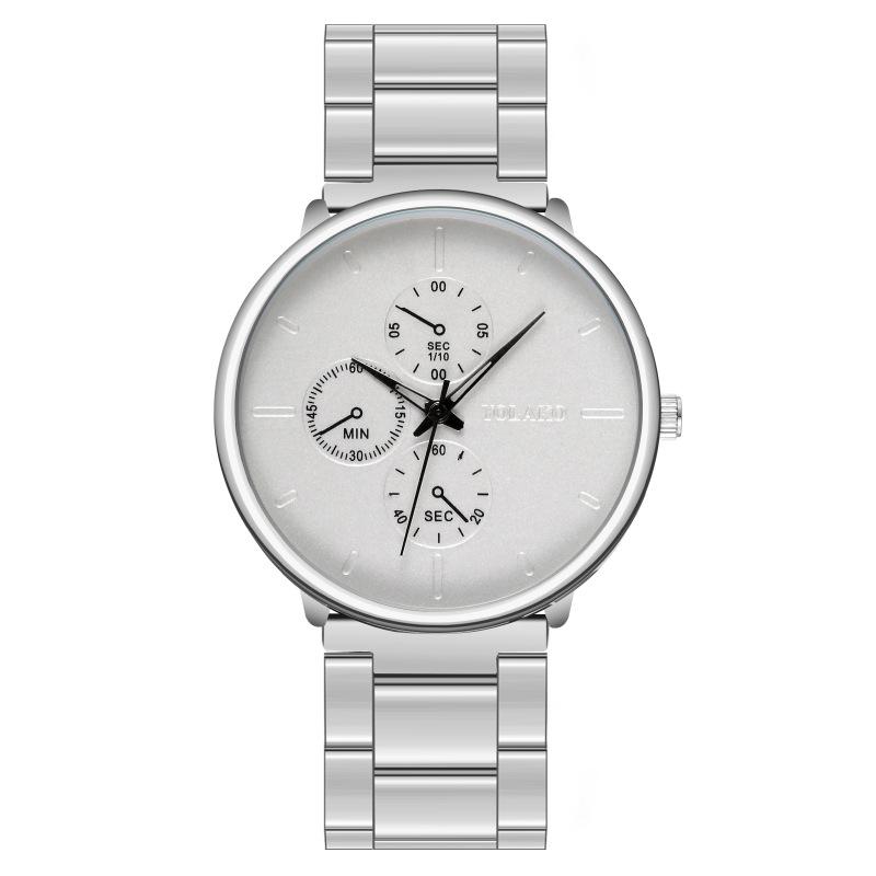 Three-eye European and American fashion blue needle men s watch men s watch steel belt folding buckle quartz watch
Three-eye European and American fashion blue needle men s watch men s watch steel belt folding buckle quartz watch