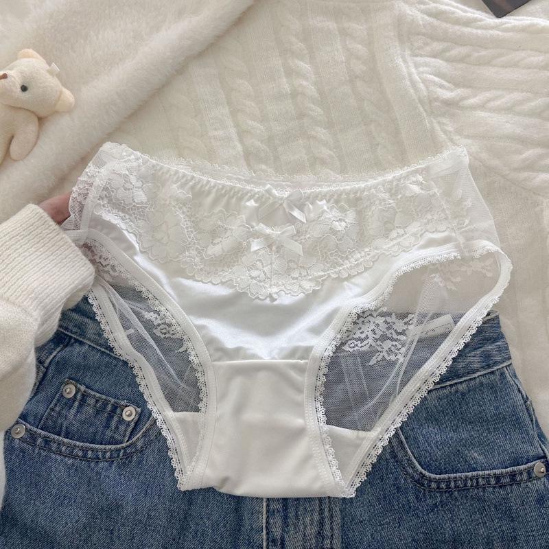 Love Flower Sprite Satin Lace Low-Waist Thong - Women s Breathable Pure Cotton Crotch. M (Weight 80-100 lbs) білий
Love Flower Sprite Satin Lace Low-Waist Thong - Women s Breathable Pure Cotton Crotch. M (Weight 80-100 lbs) білий