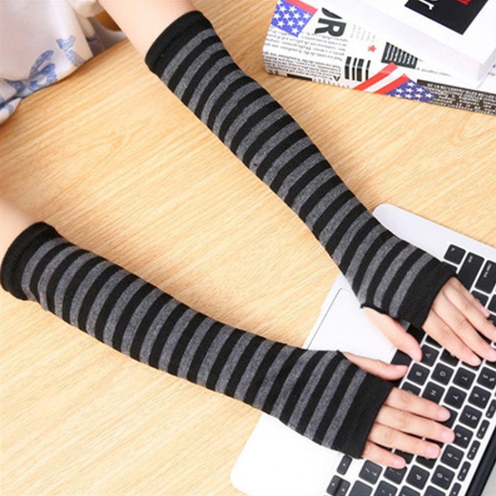 Warm Comfortable Warm Winter Knitted Wrist Arm Long Gloves Sleeve Striped Glove Gloves Warm Mittens
Warm Comfortable Warm Winter Knitted Wrist Arm Long Gloves Sleeve Striped Glove Gloves Warm Mittens