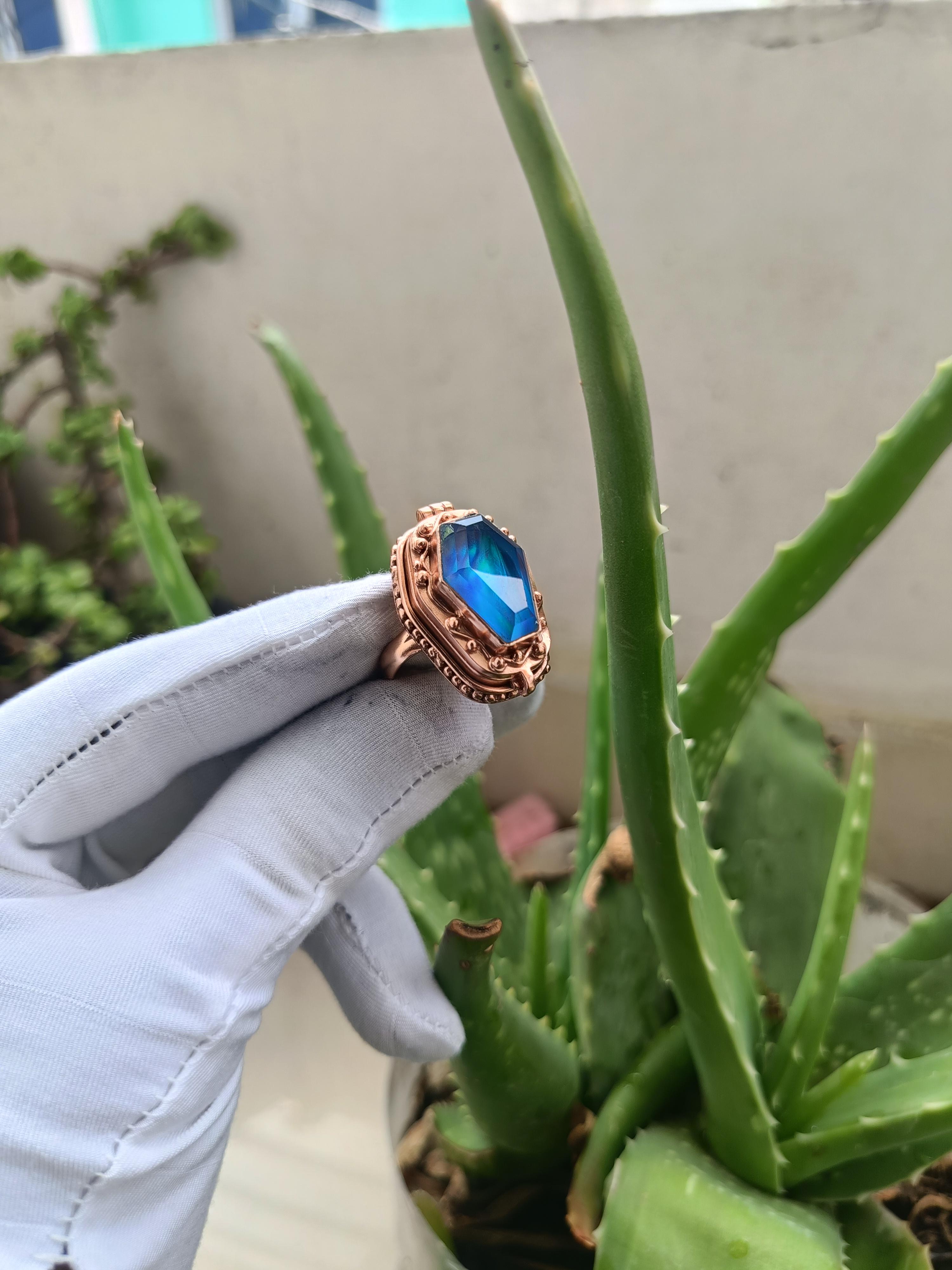 Aurora opal Coffin Poison Ring,925 Coffin Rose Gold Pelted Ring, Handmade Poison Ring, Coffin Compartment Poison Box Ring, Gift for love, 7 золотий
Aurora opal Coffin Poison Ring,925 Coffin Rose Gold Pelted Ring, Handmade Poison Ring, Coffin Compartment Poison Box Ring, Gift for love, 7 золотий