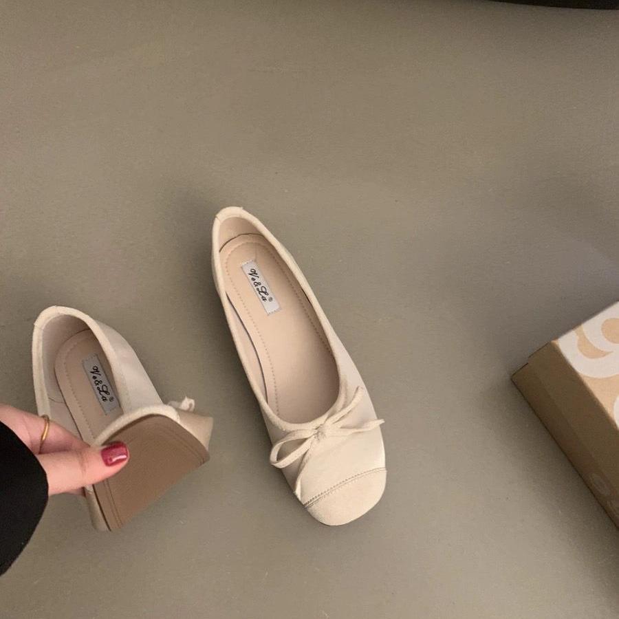 Нежные вечерние туфли на плоской подошве серебристого цвета, новые китайские туфли-одиночки, женские туфли Doudou, новые летние балетки на мягкой подошве, повседневная обувь 35 розы красного
Нежные вечерние туфли на плоской подошве серебристого цвета, новые китайские туфли-одиночки, женские туфли Doudou, новые летние балетки на мягкой подошве, повседневная обувь 35 розы красного