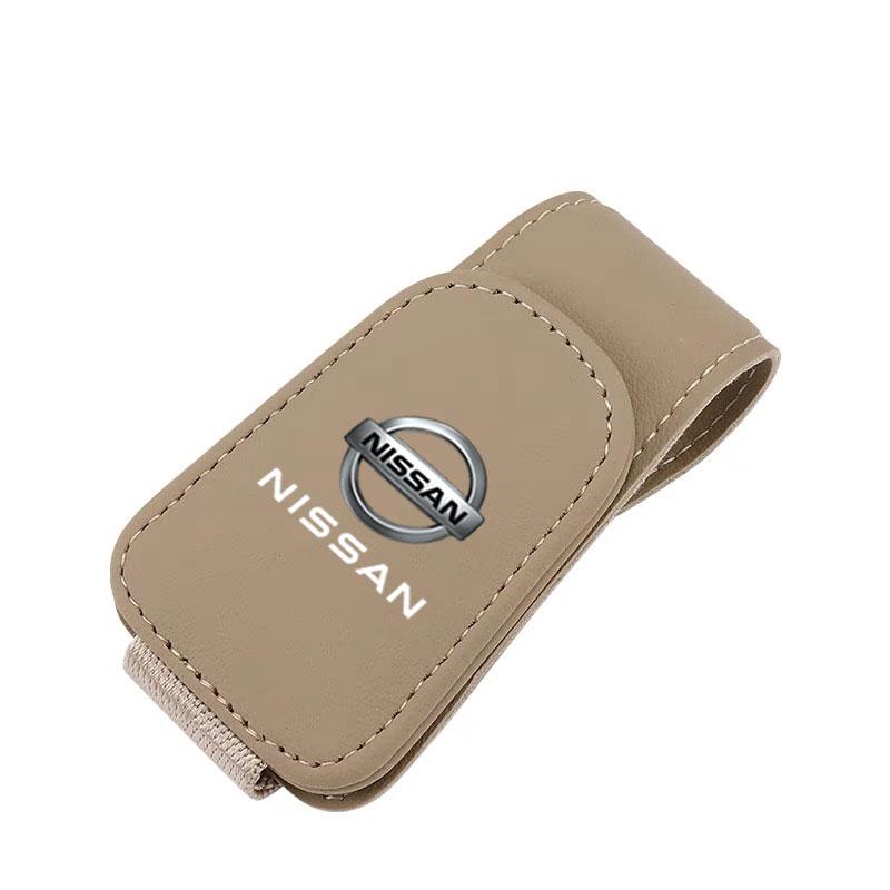 Car Sunglasses Holder Magnetic Leather Clip Card Holder For Nissan sentra Serena maxima Versa Micra rogue tiida x-trail NV200 бежевый
Car Sunglasses Holder Magnetic Leather Clip Card Holder For Nissan sentra Serena maxima Versa Micra rogue tiida x-trail NV200 бежевый