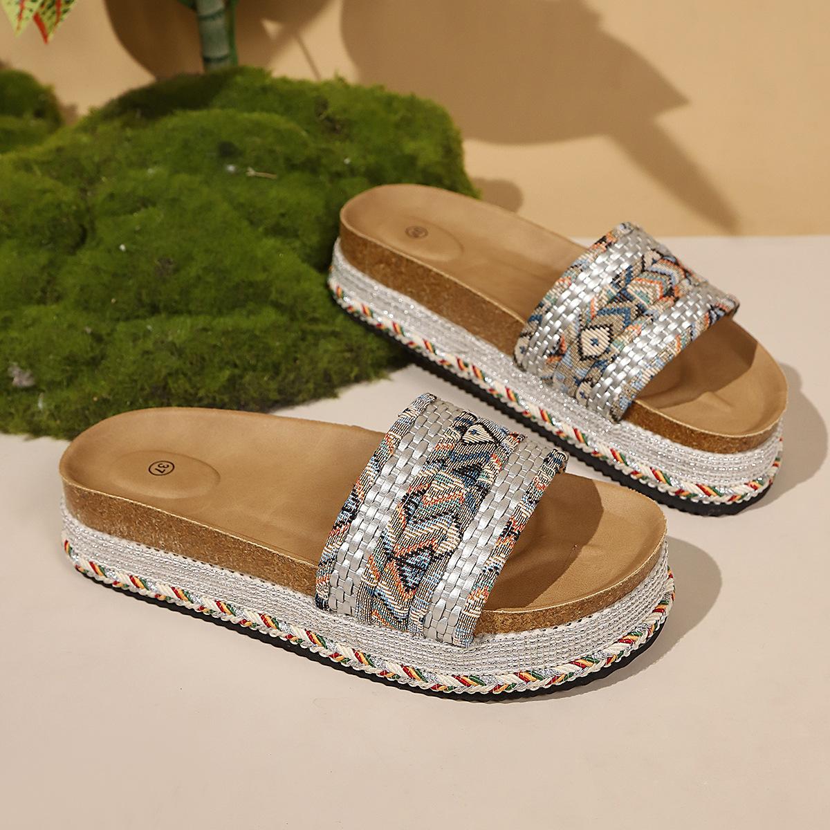 New Style Thick-soled Shoes, Large Size Shoes, Slippers, Beach Shoes, Women s Shoes 43 срібний
New Style Thick-soled Shoes, Large Size Shoes, Slippers, Beach Shoes, Women s Shoes 43 срібний