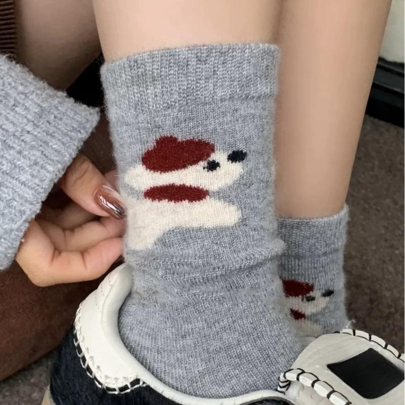 Женские осенне-зимние утолщенные теплые милые носки-пинетки из шерсти щенка без косточек 1 pair светло-серый
Женские осенне-зимние утолщенные теплые милые носки-пинетки из шерсти щенка без косточек 1 pair светло-серый