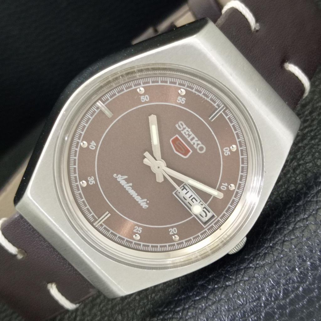 ВИНТАЖНЫЕ МУЖСКИЕ АВТОМАТИЧЕСКИЕ ЧАСЫ SEIKO 5 JAPAN 6309A С КОРИЧНЕВЫМ ЦИФЕРБЛАТОМ a701306-5 R206a-a701306
ВИНТАЖНЫЕ МУЖСКИЕ АВТОМАТИЧЕСКИЕ ЧАСЫ SEIKO 5 JAPAN 6309A С КОРИЧНЕВЫМ ЦИФЕРБЛАТОМ a701306-5 R206a-a701306