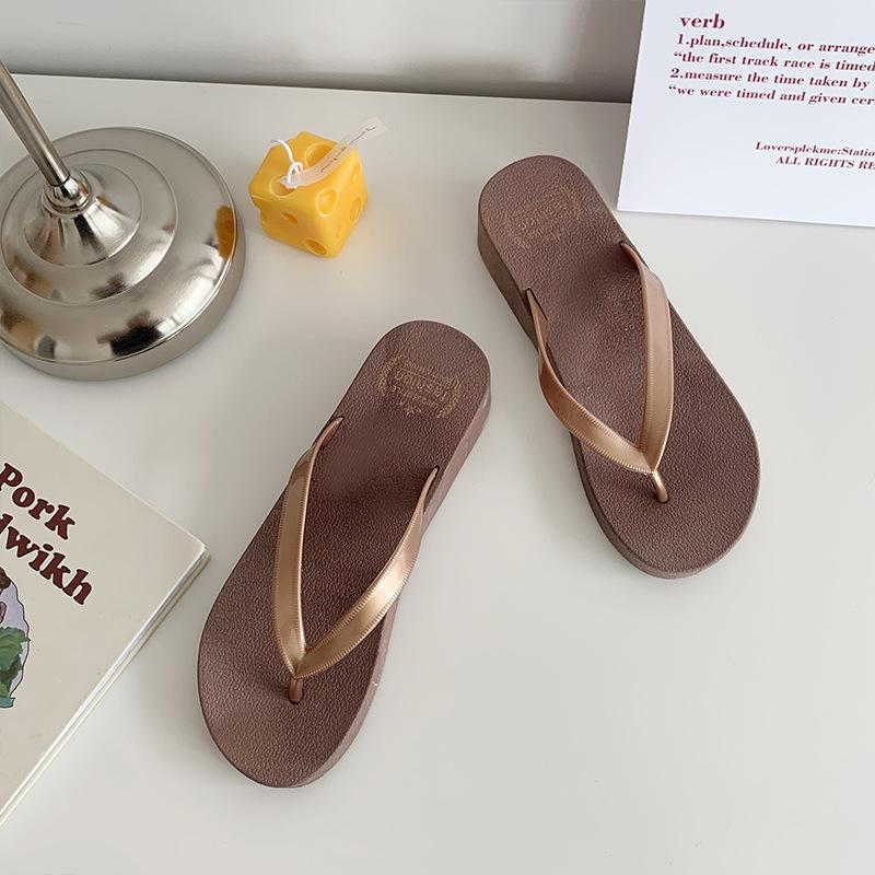 Вьетнамки, верхняя одежда для женщин, лето 2025, новые летние тапочки высокого класса на высоком каблуке, босоножки на высоком каблуке с толстой подошвой 40 коричневый
Вьетнамки, верхняя одежда для женщин, лето 2025, новые летние тапочки высокого класса на высоком каблуке, босоножки на высоком каблуке с толстой подошвой 40 коричневый