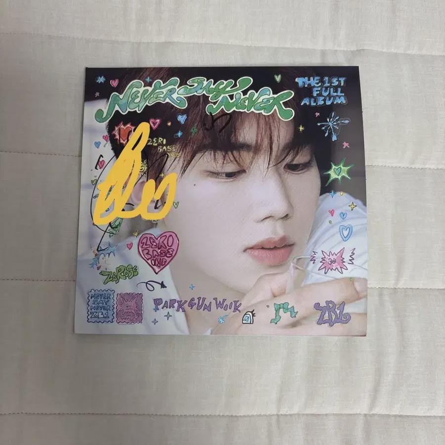 Zerobaseone Geon-wook s Autographed Album On Sell
Zerobaseone Geon-wook s Autographed Album On Sell