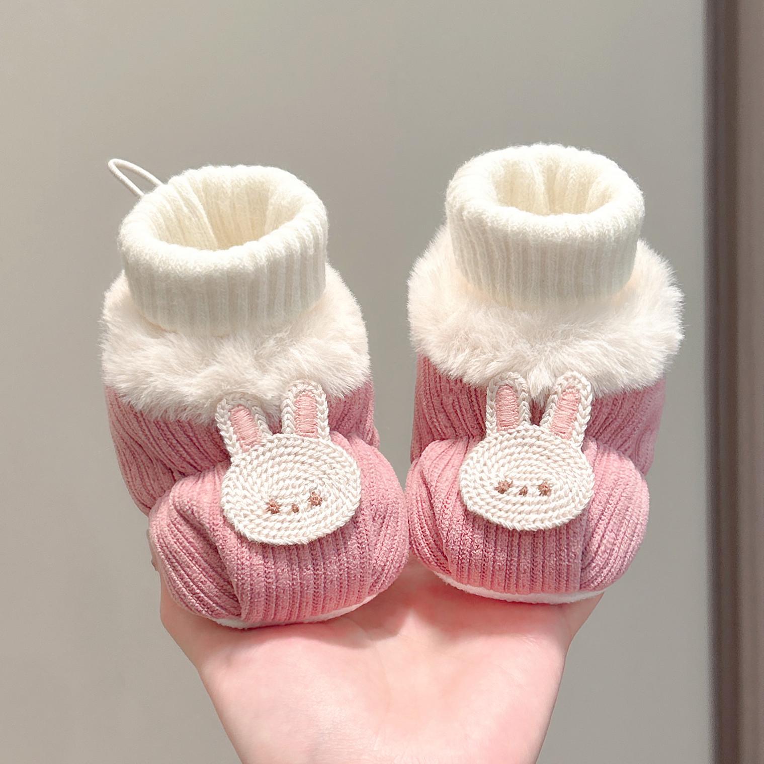 Cartoon Anime Buckle Winter Baby First Steps Warm Thickened Shoes for Boys & Girls M Inner Length 12.5cm (7-15 months)
Cartoon Anime Buckle Winter Baby First Steps Warm Thickened Shoes for Boys & Girls M Inner Length 12.5cm (7-15 months)
