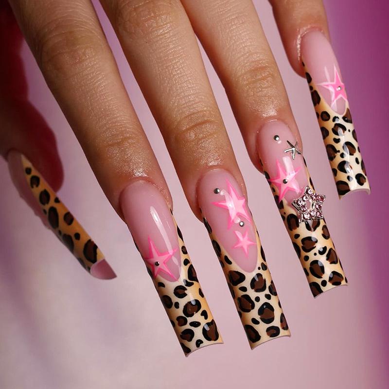 Leopard Print French Press-On Nails - Chic, Spicy Star Design, Long Removable Nail Art Patches
Leopard Print French Press-On Nails - Chic, Spicy Star Design, Long Removable Nail Art Patches