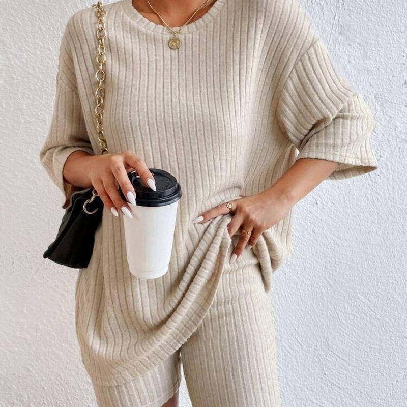 Fashion 2023 Fashion Casual Solid Color round Neck Loose Women s Shorts Suit Casual Solid Color Set Violet M
Fashion 2023 Fashion Casual Solid Color round Neck Loose Women s Shorts Suit Casual Solid Color Set Violet M