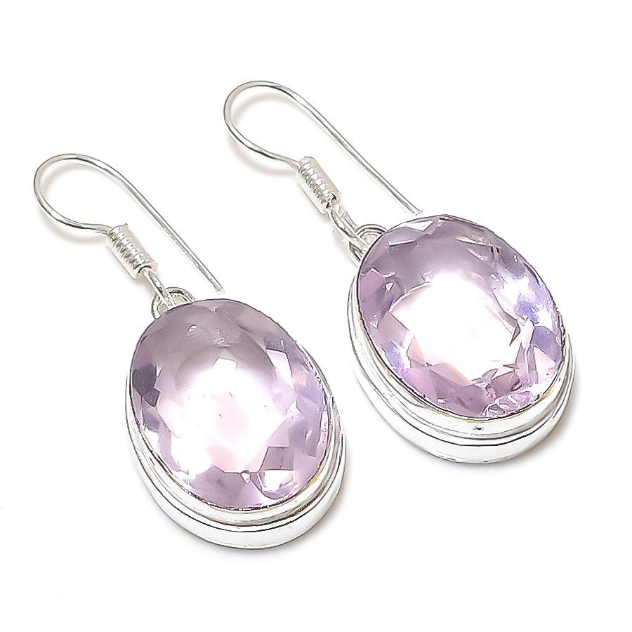 Этнические ювелирные серьги ручной работы с розовым кунцитом, 1,46 дюйма, SR-7749
Этнические ювелирные серьги ручной работы с розовым кунцитом, 1,46 дюйма, SR-7749