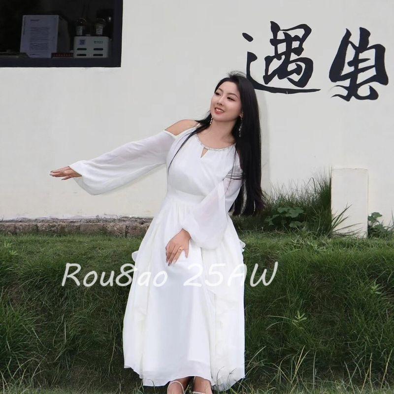 Rou8Ao Plus-Size Women s French-Style Off-Shoulder Halter Dress for Women, 2026 Spring/Summer, Waist-Cinching, Slimming, Elegant Dress White M
Rou8Ao Plus-Size Women s French-Style Off-Shoulder Halter Dress for Women, 2026 Spring/Summer, Waist-Cinching, Slimming, Elegant Dress White M