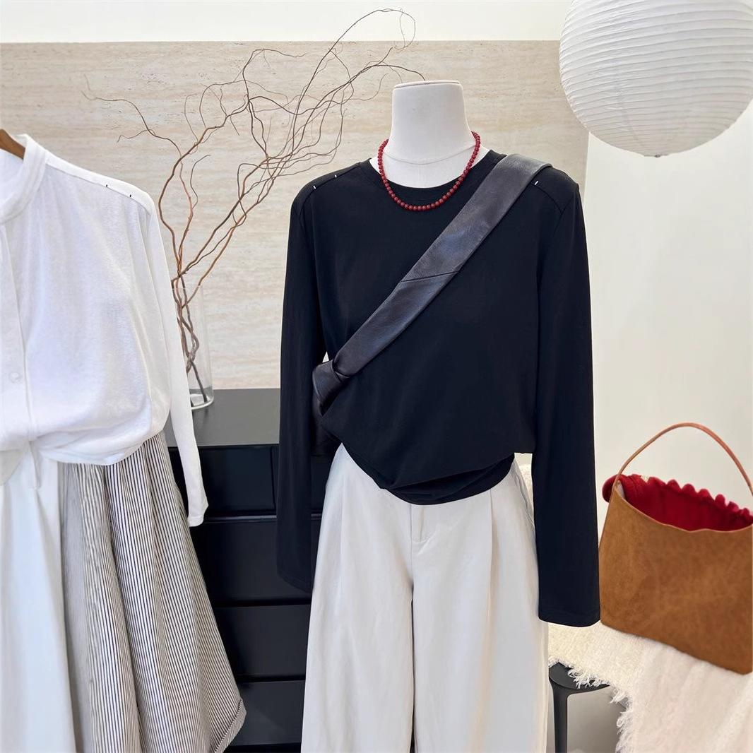 Women s 2025 Early Autumn White Round Neck Long Sleeve T-Shirt - New Design, Casual Style. Extra Large
Women s 2025 Early Autumn White Round Neck Long Sleeve T-Shirt - New Design, Casual Style. Extra Large