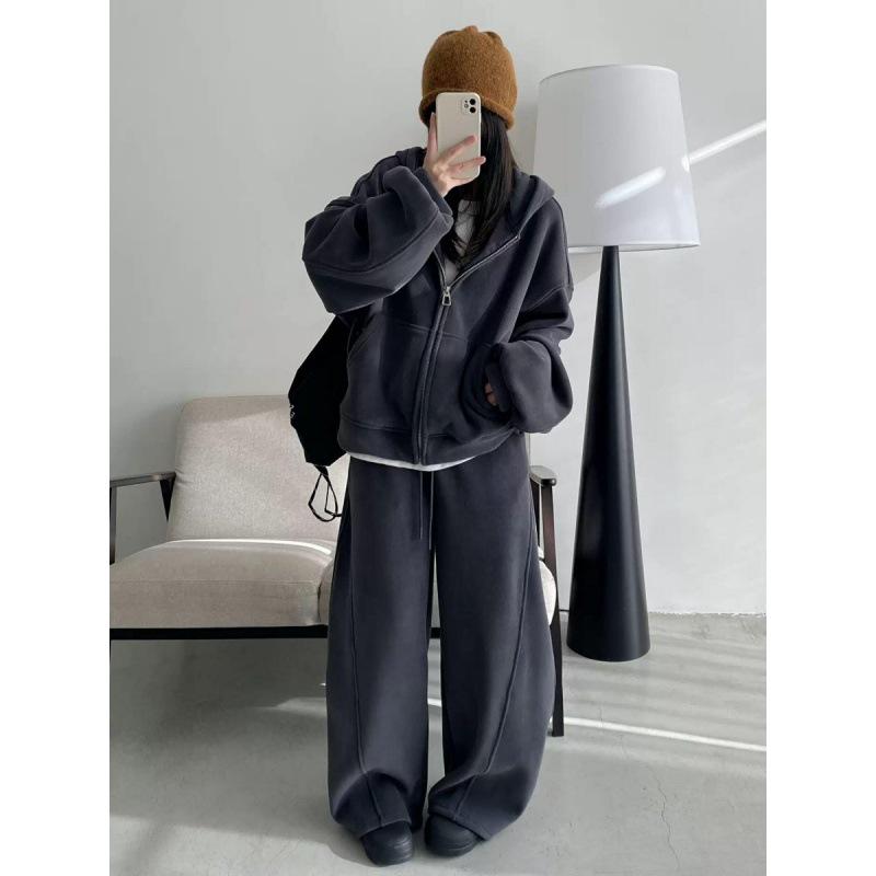 Women s Double-Sided Coral Fleece Sports Set: Thick, Loose Hoodie & Wide-Leg Pants for Autumn/Winter Extra Large
Women s Double-Sided Coral Fleece Sports Set: Thick, Loose Hoodie & Wide-Leg Pants for Autumn/Winter Extra Large