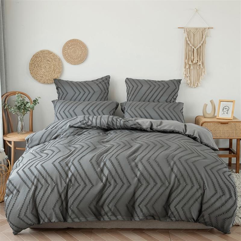 Simple Wave Stripesd Queen Duvet Cover Set 220x240 Solid King Size Bedding Set Soft Skin-friendly Quilt Cover and Pillowcases EU Single 2 pcs set сірий колір
Simple Wave Stripesd Queen Duvet Cover Set 220x240 Solid King Size Bedding Set Soft Skin-friendly Quilt Cover and Pillowcases EU Single 2 pcs set сірий колір