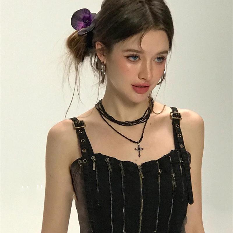 Glass beads beaded multi-layer cross pendant necklace light luxury high-end collarbone chain fashion temperament jewelry
Glass beads beaded multi-layer cross pendant necklace light luxury high-end collarbone chain fashion temperament jewelry