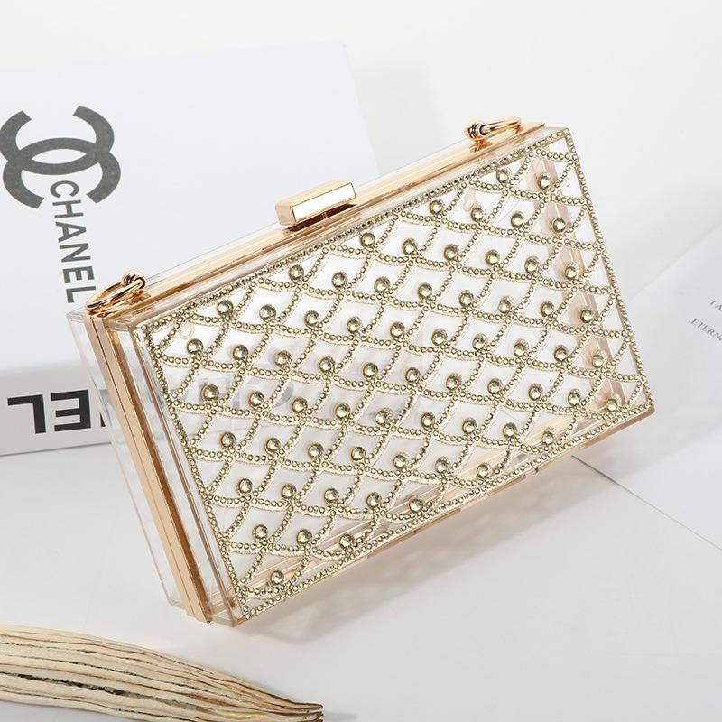 Популярная легкая роскошная бриллиантовая оправа, мода, изысканные ужины, шопинг, косметика, сумки для хранения мобильных телефонов 17.9*5.3*11.7 золотой
Популярная легкая роскошная бриллиантовая оправа, мода, изысканные ужины, шопинг, косметика, сумки для хранения мобильных телефонов 17.9*5.3*11.7 золотой