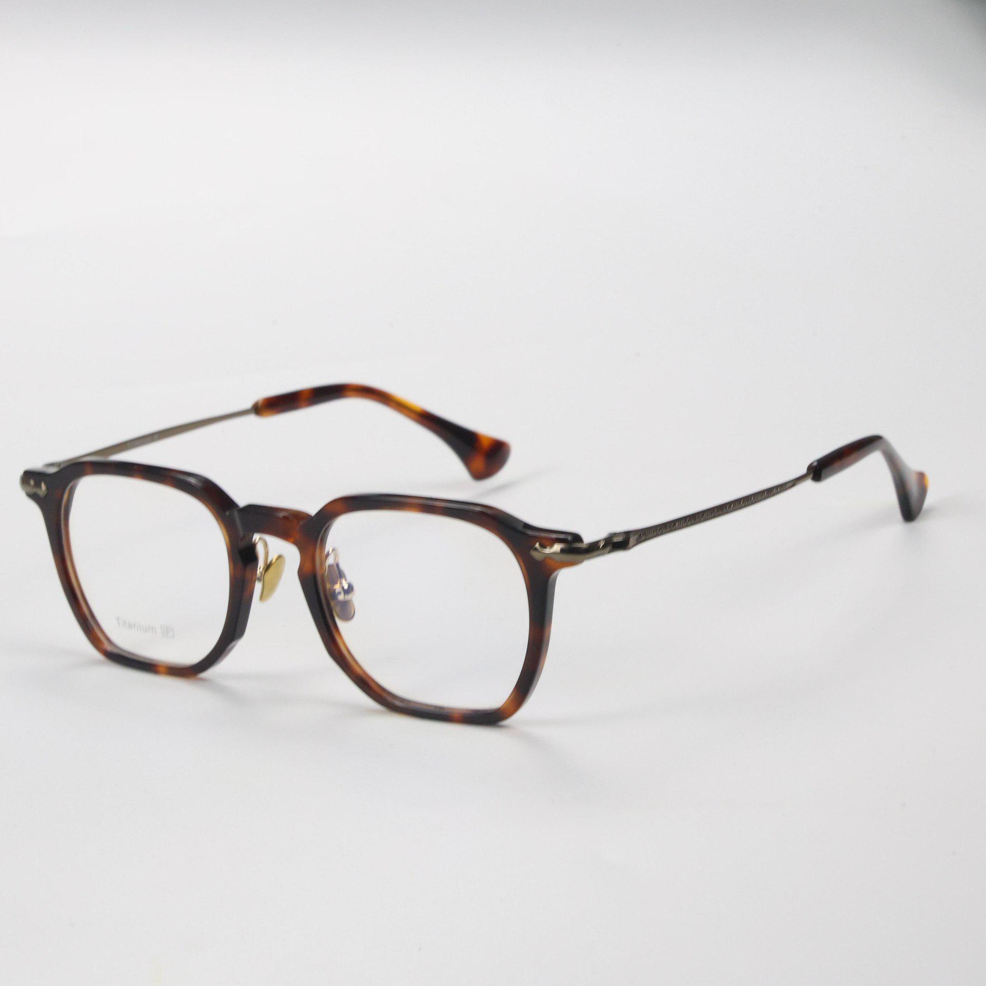 224 Pure Titanium Men s Retro Glasses Frame - Full Frame, Prescription Compatible
224 Pure Titanium Men s Retro Glasses Frame - Full Frame, Prescription Compatible