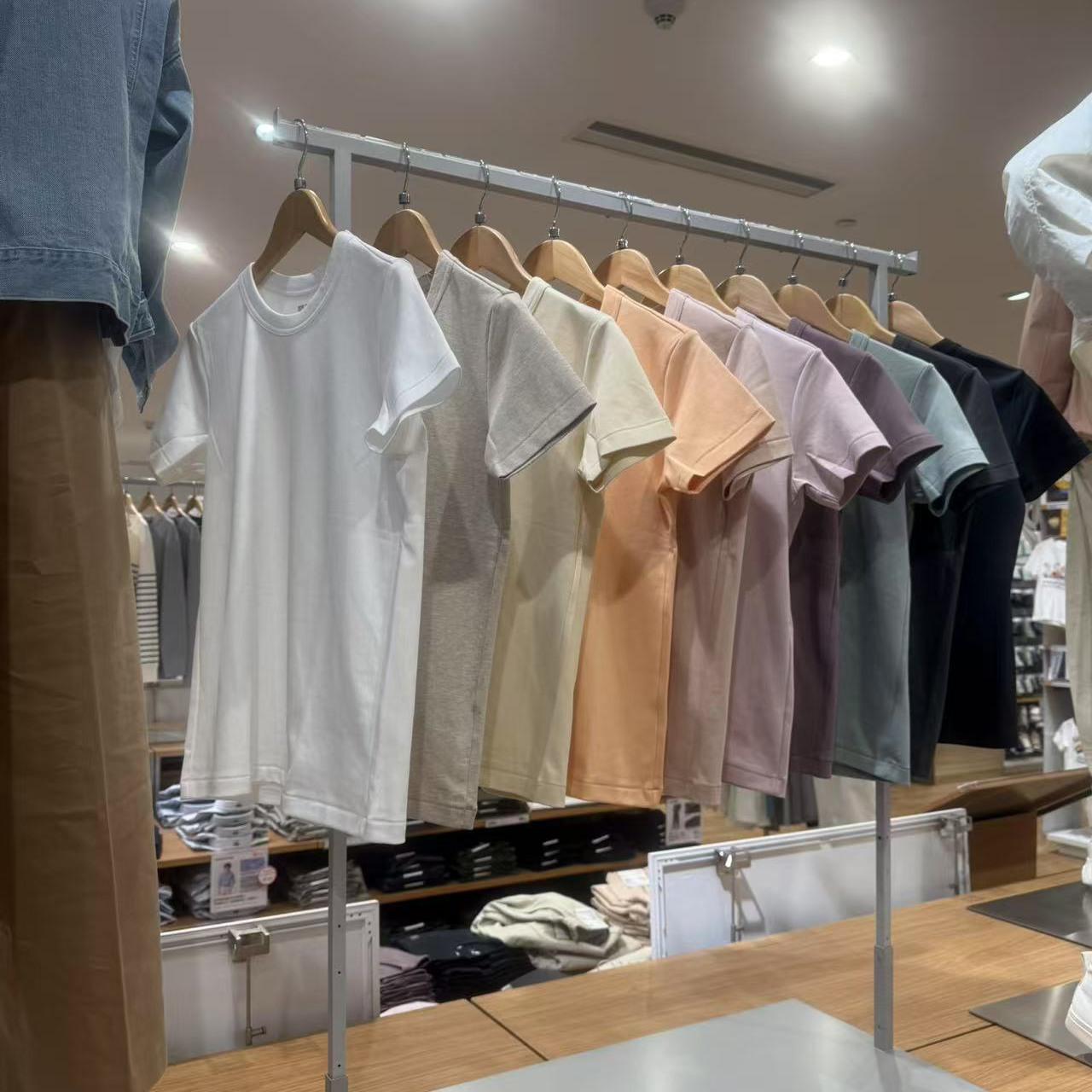 Women s White Crew Neck Short Sleeve T-Shirt - Casual Spring/Summer 2025 Collection Large
Women s White Crew Neck Short Sleeve T-Shirt - Casual Spring/Summer 2025 Collection Large