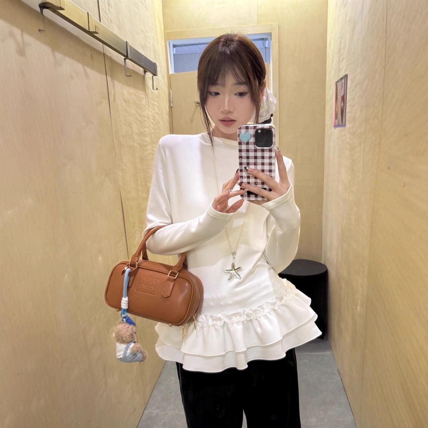 White Slim Fit Long Sleeve Layered T-Shirt with Lace Hem and Ruffles for Autumn and Winter Medium белый
White Slim Fit Long Sleeve Layered T-Shirt with Lace Hem and Ruffles for Autumn and Winter Medium белый