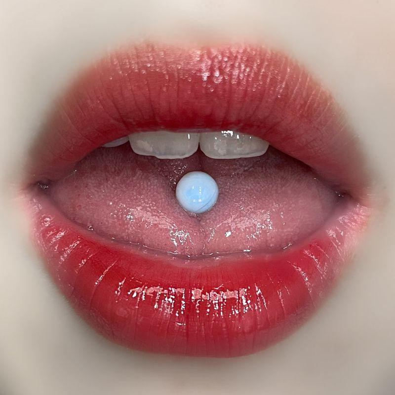 Satan s Child White Moonlight Tongue Pin Fashion Niche Style Ins Tongue Ring Fashion Tongue Replacement Studs Sexy Piercing Rod Length 16mm, Rod Thickness 1.6mm
Satan s Child White Moonlight Tongue Pin Fashion Niche Style Ins Tongue Ring Fashion Tongue Replacement Studs Sexy Piercing Rod Length 16mm, Rod Thickness 1.6mm