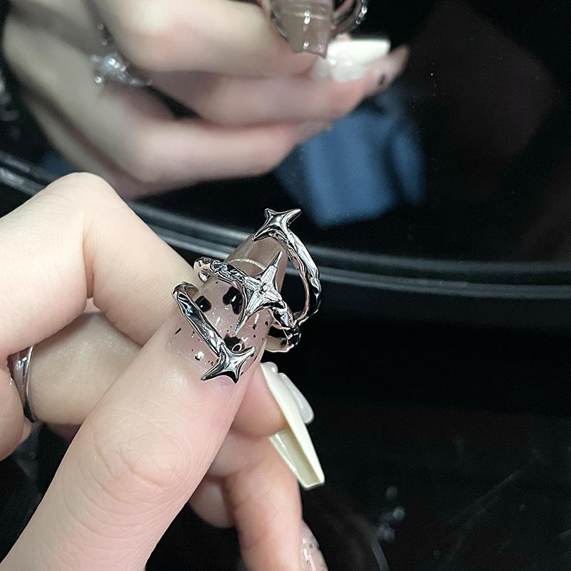 Cosmic Star Ring Women S Light Luxury French Zircon Niche Design Advanced Sense Fashion Personality 2022 Tide Adjustable opening
Cosmic Star Ring Women S Light Luxury French Zircon Niche Design Advanced Sense Fashion Personality 2022 Tide Adjustable opening
