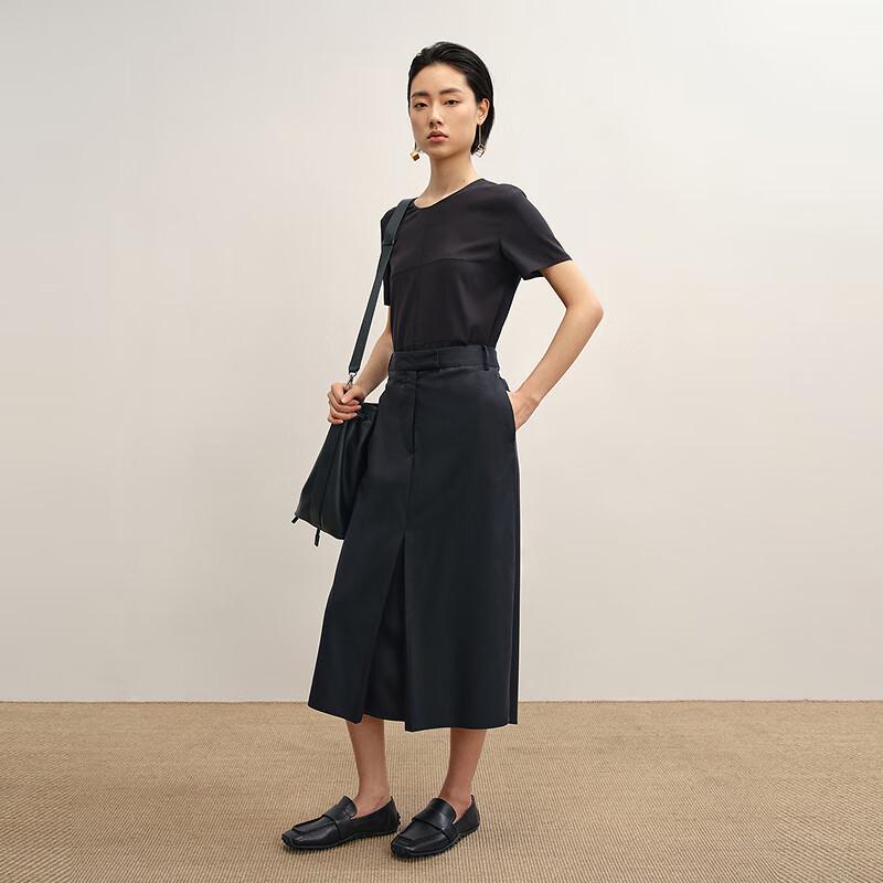 LESS Women s Wool & Silk Blend H-Line Skirt S
LESS Women s Wool & Silk Blend H-Line Skirt S