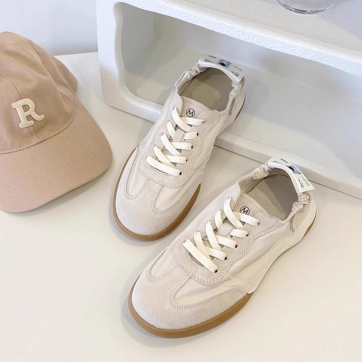 Кожаные балетки с мягкой подошвой, дышащие туфли «Форрест Гамп», женские, новые летние, легкие, для отдыха, спортивные, белые туфли 35
Кожаные балетки с мягкой подошвой, дышащие туфли «Форрест Гамп», женские, новые летние, легкие, для отдыха, спортивные, белые туфли 35