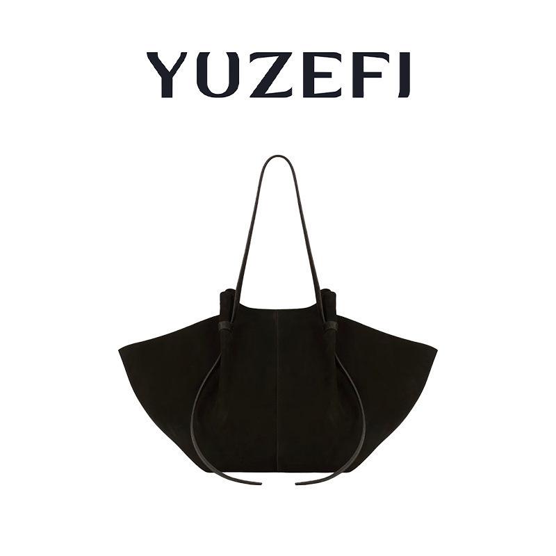 YUZEFI Wing Women s Versatile Shoulder Bag - High-End, Large Capacity, Casual Underarm Style
YUZEFI Wing Women s Versatile Shoulder Bag - High-End, Large Capacity, Casual Underarm Style