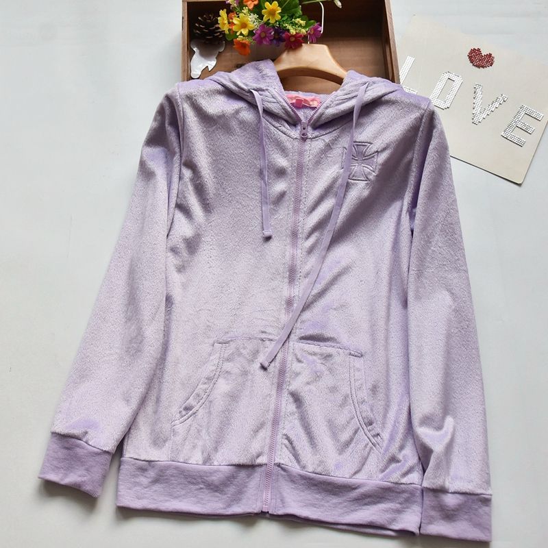 Японский бархатный спортивный топ с капюшоном на молнии в стиле кэжуал Purple M
Японский бархатный спортивный топ с капюшоном на молнии в стиле кэжуал Purple M