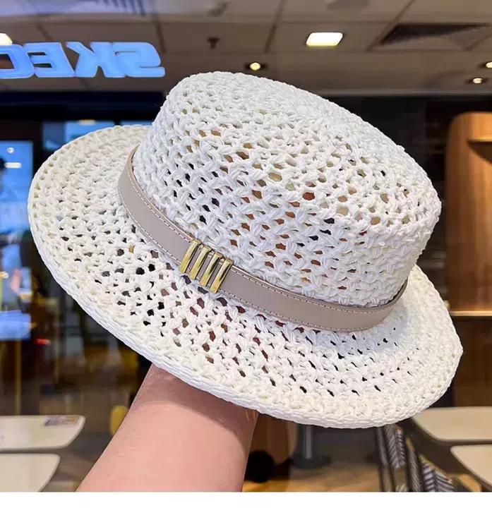Vintage Old Money Flat Top Raffia Hat, Jazz Fedora with Belt Buckle Detail, Women’s Summer Sun Protection Cap single code белый
Vintage Old Money Flat Top Raffia Hat, Jazz Fedora with Belt Buckle Detail, Women’s Summer Sun Protection Cap single code белый