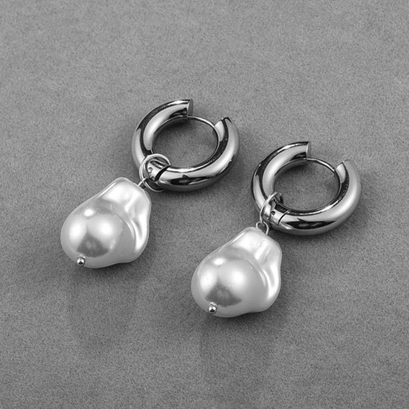 French Retro Baroque Pearl Earrings Simple Temperament Design Niche Sense Suitable For Women Commute With Accessories срібний
French Retro Baroque Pearl Earrings Simple Temperament Design Niche Sense Suitable For Women Commute With Accessories срібний