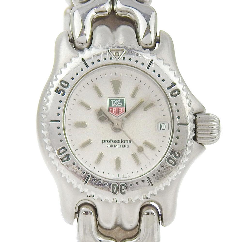 TAG HEUER Celdate Watches S99.008 Professional 200 WhiteDial Stainless Steel Quartz Analog display Women Used
TAG HEUER Celdate Watches S99.008 Professional 200 WhiteDial Stainless Steel Quartz Analog display Women Used