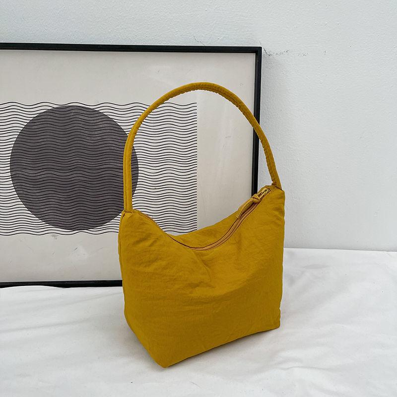 Solid Color Women Underarm Bags Soft Nylon Ladies Simple Hobos Shoulder Bag Female Clutch Purse Small Handbags Girls Armpit Bag жовтий
Solid Color Women Underarm Bags Soft Nylon Ladies Simple Hobos Shoulder Bag Female Clutch Purse Small Handbags Girls Armpit Bag жовтий