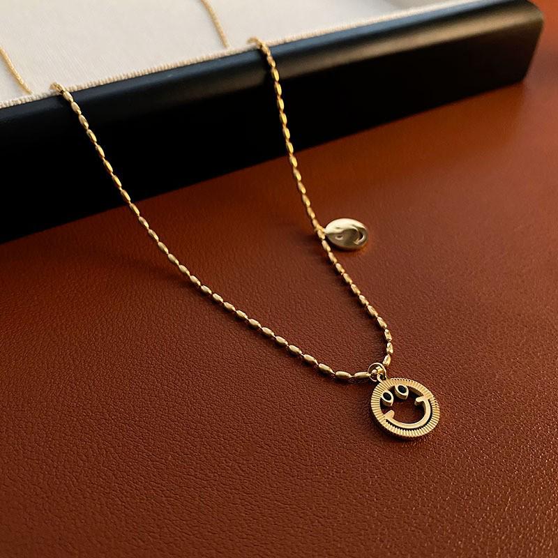 2024 High-End Titanium Steel Hollow Smiley Face Pendant Necklace – Non-Fading, Unique Design for Women
2024 High-End Titanium Steel Hollow Smiley Face Pendant Necklace – Non-Fading, Unique Design for Women