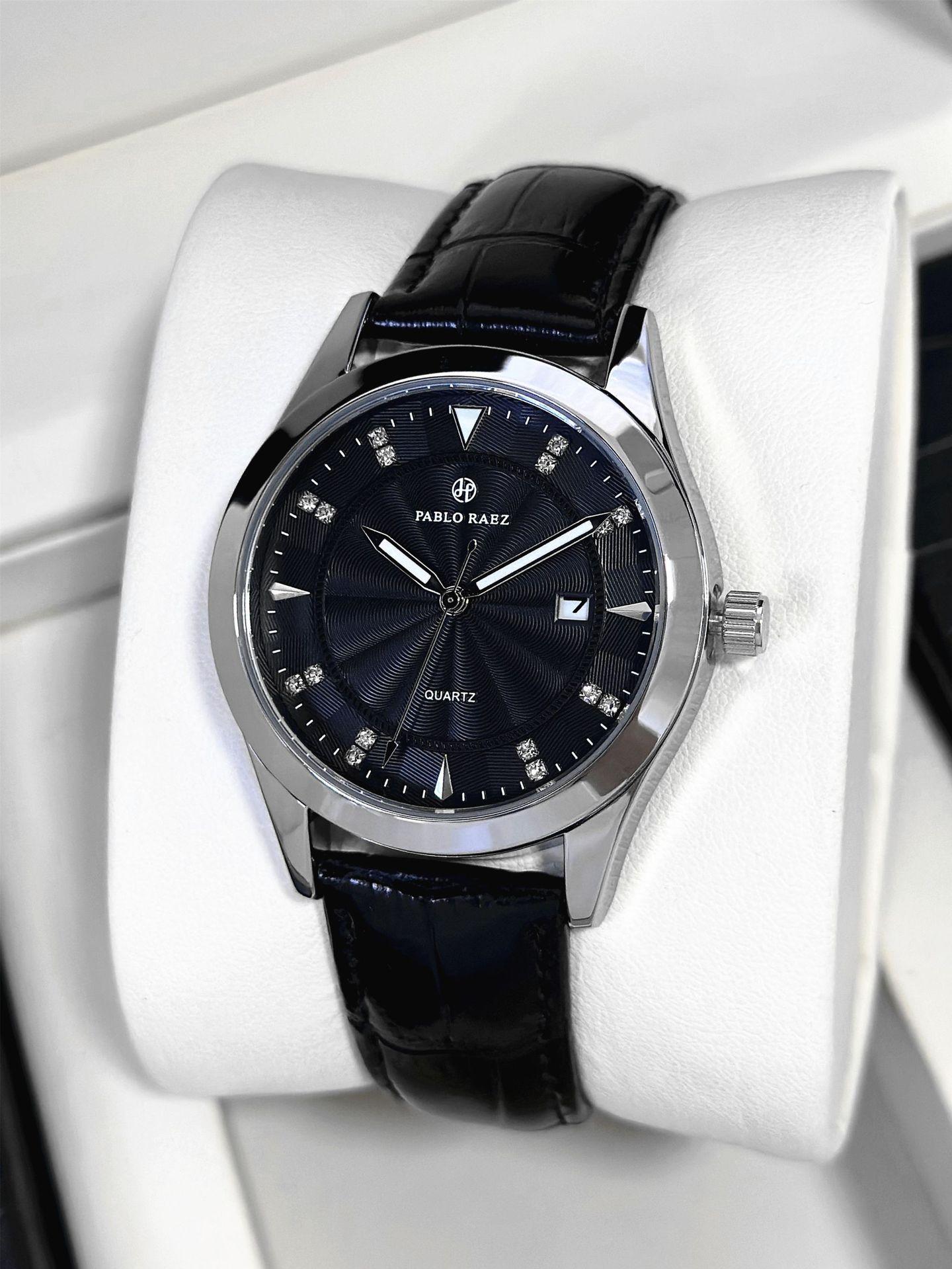 CQ332 Fashionable and minimalist men s watch business waterproof quartz watch light luxury clock gift
CQ332 Fashionable and minimalist men s watch business waterproof quartz watch light luxury clock gift