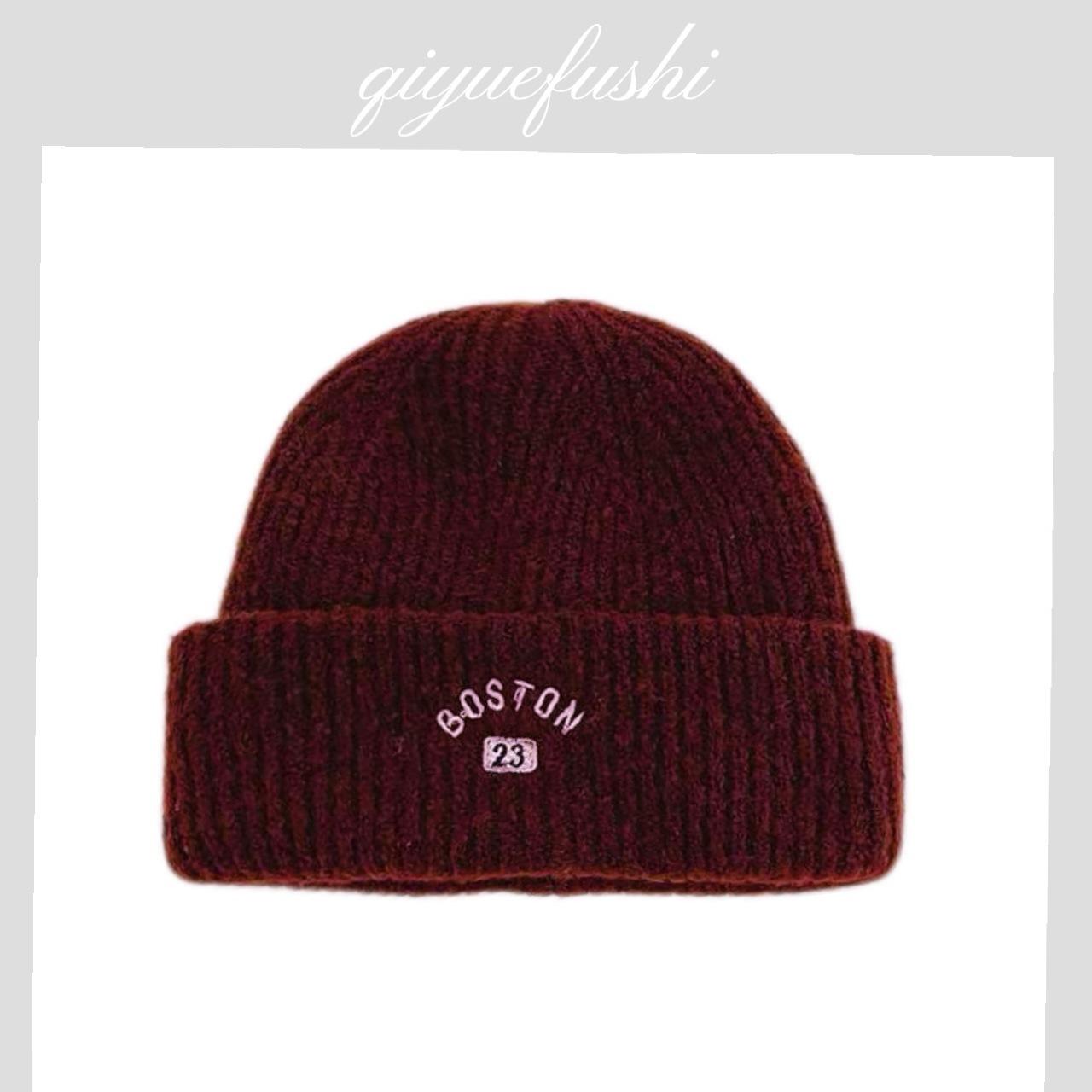 Осенне-зимняя теплая бархатная шапка с вышитыми буквами, протектор для ушей, вязаная шерстяная шапка, однотонная шерстяная, большая окружность головы, показывает маленькое лицо, холодная шапка бордовый
Осенне-зимняя теплая бархатная шапка с вышитыми буквами, протектор для ушей, вязаная шерстяная шапка, однотонная шерстяная, большая окружность головы, показывает маленькое лицо, холодная шапка бордовый