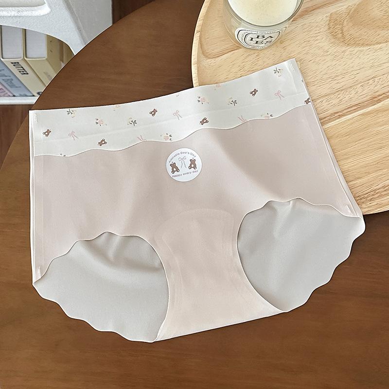 Ladies Summer Bear Print One Piece Ice Silk No Trace 10A Antibacterial Mid Waist Briefs M
Ladies Summer Bear Print One Piece Ice Silk No Trace 10A Antibacterial Mid Waist Briefs M